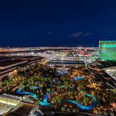 MGM Signature-2Ba  Full Kitchen 1BR Jacuzzi Suite