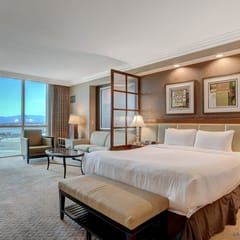 MGM Signature- Work friendly  Jacuzzi Studio