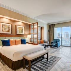 Penthouse w/ Strip View & Balcony @ MGM Signature