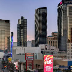 Las Vegas 1BR View | Jacuzzi & F1 & Sphere Views