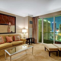 MGM Signature-22-703 Studio Strip View Jacuzzi