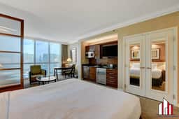 MGM Signature-25-609 Strip View Jacuzzi Studio