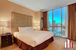 MGM Signature-30-721 1Br2Ba F1/Strip View Balcony