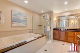 MGM Signature-32-621 1Br2Ba F1/Strip View Balcony
