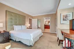 MGM Signature-21-701 1Br2Ba F1/Strip View Balcony