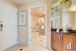 MGM Signature-20-604 Jacuzzi Studio
