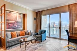 MGM Signature-38-615 Strip View Balcony Studio