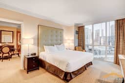 MGM Signature-09-821 1Br2Ba F1 Strip View Balcony Suite