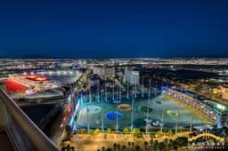 Luxury 1BR w/ Amazing views & Full Kitchen