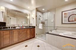 MGM Signature-10-618 Jacuzzi Studio - Image 3