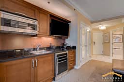 Upscale Strip View Suite | Jacuzzi & Kitchenette - Image 3