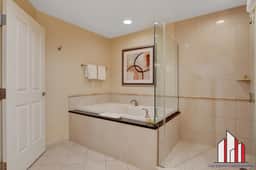 MGM Signature-09-704 Jacuzzi Studio - Image 4