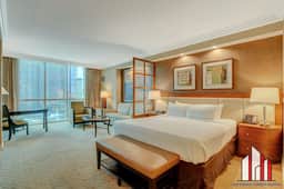 Sphere & Strip View | MGM Signature Jacuzzi Suite - Image 5