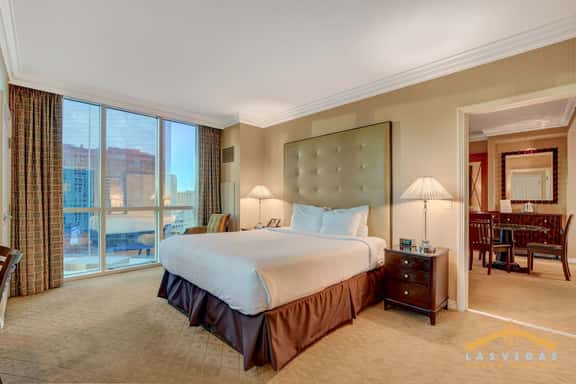 MGM Signature-Full Kitchen F1 Strip View 1BR - Image 1