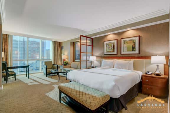 MGM Signature-Jacuzzi F1 Track & Strip View Studio - Image 1