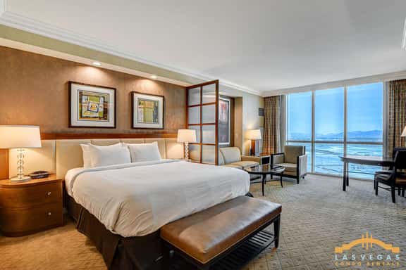 MGM Signature-Jacuzzi Pool & LazyRiver  Studio - Image 1