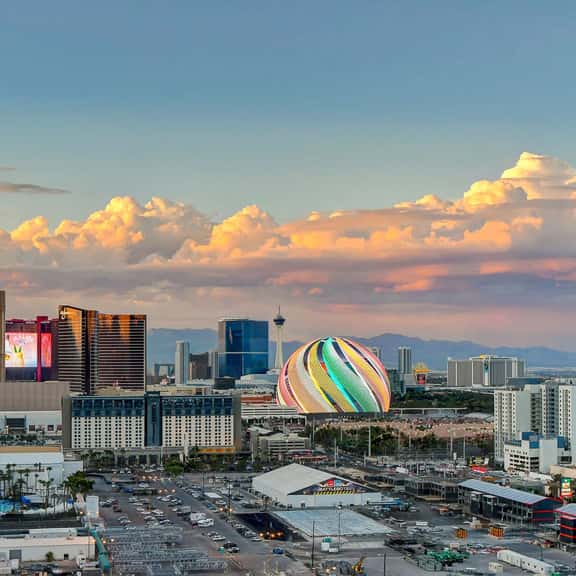 MGM Signature Penthouse F1 Strip & Sphere Balcony - Image 1