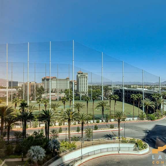 MGM Signature-06-716 Jacuzzi Studio Top Golf View - Image 1