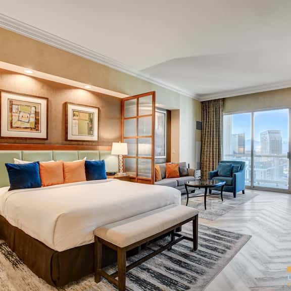 Penthouse w/ Strip View & Balcony @ MGM Signature - Image 1
