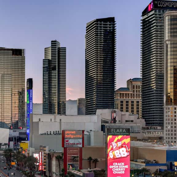 Las Vegas 1BR View | Jacuzzi & F1 & Sphere Views - Image 1
