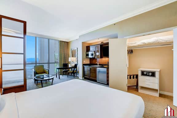 MGM Signature-29-804 Penthouse Jacuzzi Studio