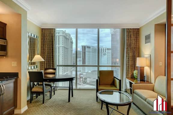 MGM Signature-22-611 Strip View Jacuzzi Studio