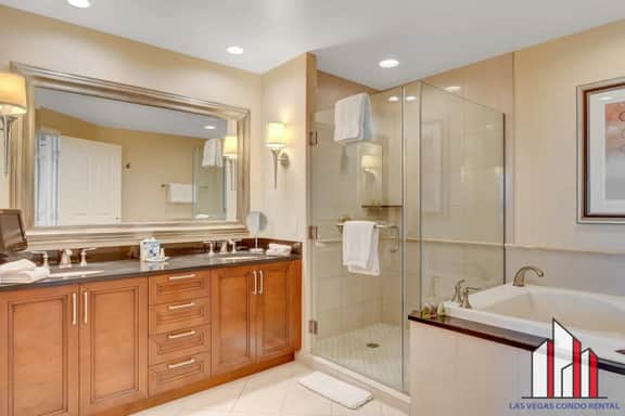 MGM Signature-17-606 Jacuzzi Studio