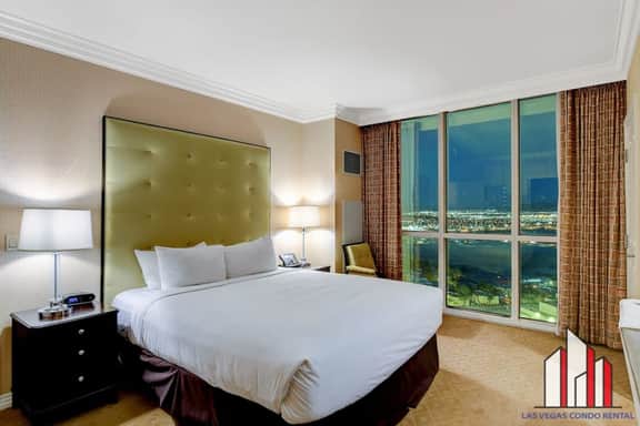 MGM Signature-25-702 1Bedroom 2Bath Balcony Suite