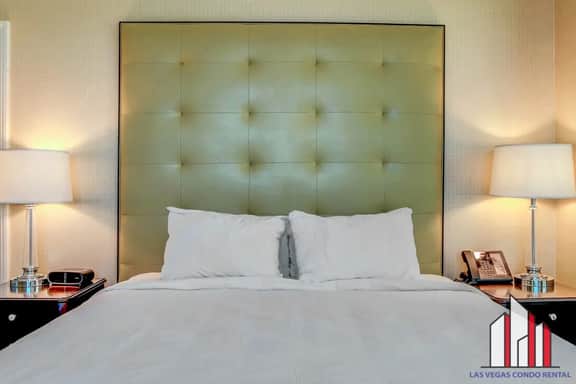 MGM Signature-25-702 1Bedroom 2Bath Balcony Suite