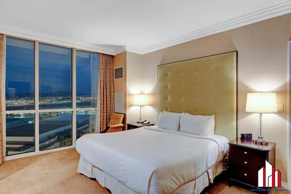 MGM Signature-20-620 1Br Sphere View w/ Balcony