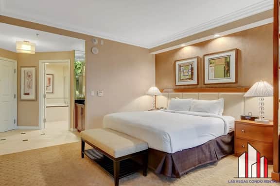 MGM Signature-11-704 Jacuzzi Studio