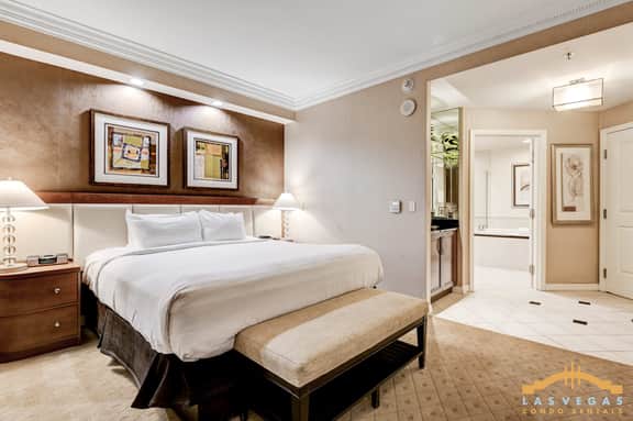 MGM Signature-24-711 Strip View Jacuzzi Studio