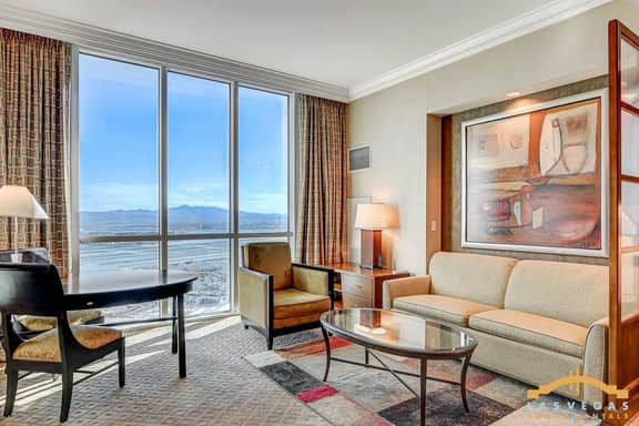 MGM Signature 38-718 Jacuzzi Studio UpperPenthouse