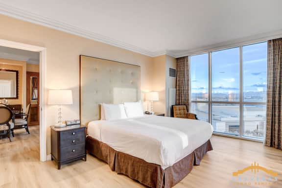 MGM Signature-14-602 1Br 2Ba Balcony Suite
