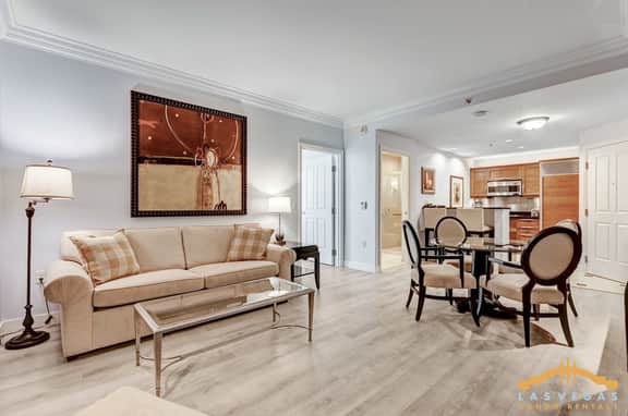 MGM Signature-23-802 1Br 2Ba Balcony Suite