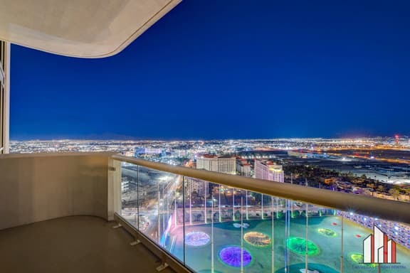 MGM Signature-28-820 1Br 2Ba F1 Pits View Balcony