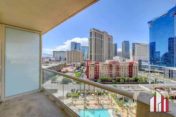 MGM Signature-10-717 F1 Strip View Balcony Studio