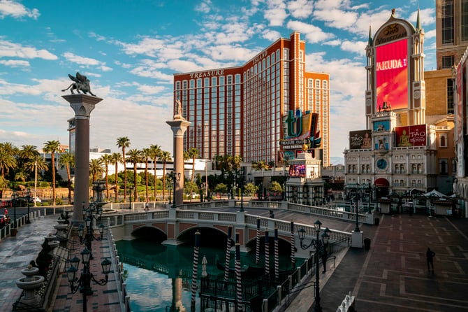 3 Days in Las Vegas on a Budget: Affordable Strip Condo Itinerary 2026