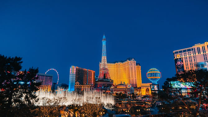 Labor Day Weekend 2026 in Las Vegas: Shows, Dining, and Affordable Stays