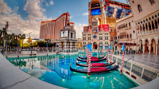 Las Vegas Summer Pool Season 2026: Best Day Clubs and Where to Stay